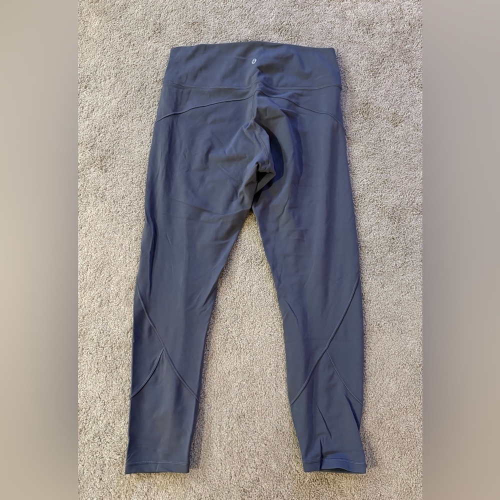 2019 Lululemon In Movement 7/8 Tight 25” Titanium Everlux Leggings Size 12 - Picture 6 of 8